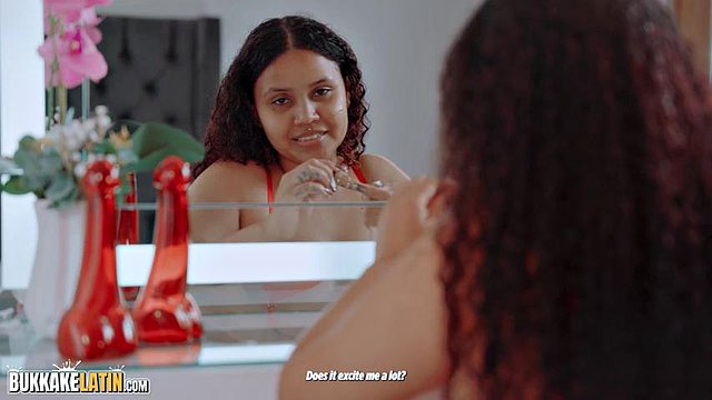 Bukkake Latin - Caro Canela, ninfómana colombiana, recibe grandes cantidades de semen.: Porno