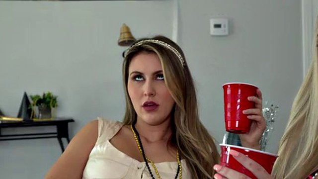Teasing My Step Brother On New Years - S17:E3